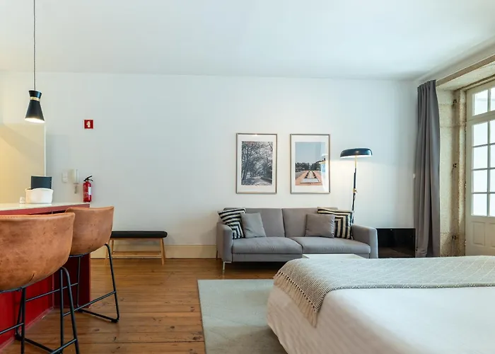 Calacatta Housing * Porto