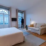Calacatta Housing Porto