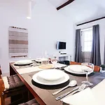 Calacatta Housing Porto