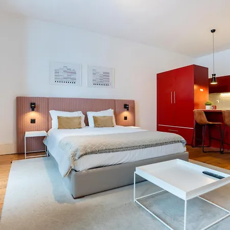 Calacatta Housing 公寓 *