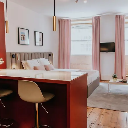 Calacatta Housing Porto