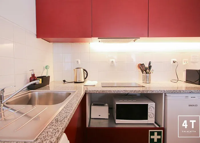 Calacatta Housing * Porto