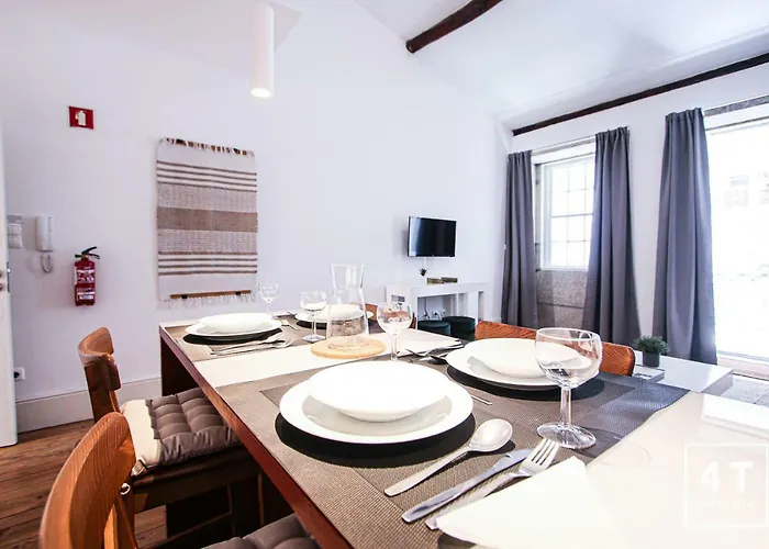 Calacatta Housing Oporto